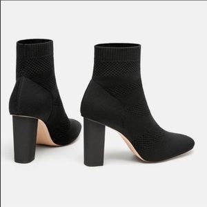 Zara women black ankle booties